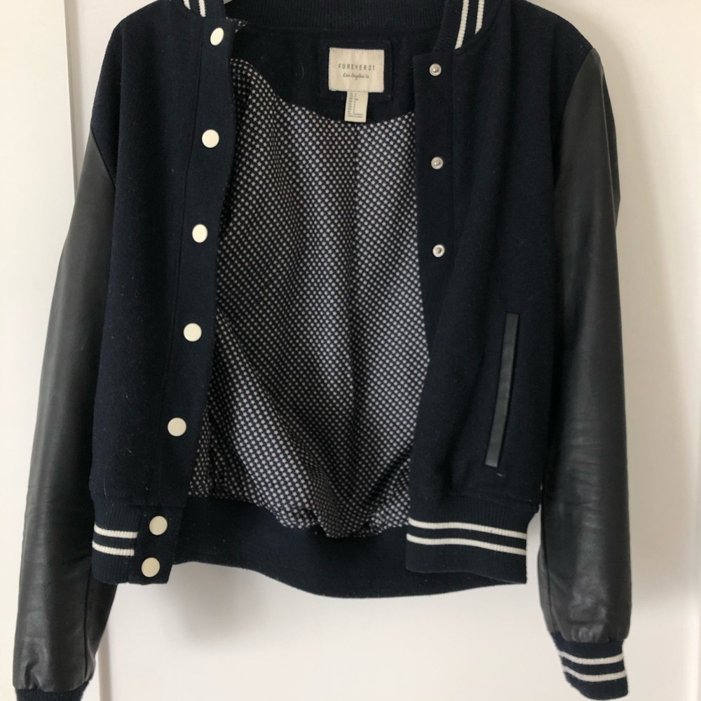 Baseball jacket - Picture 2 of 4